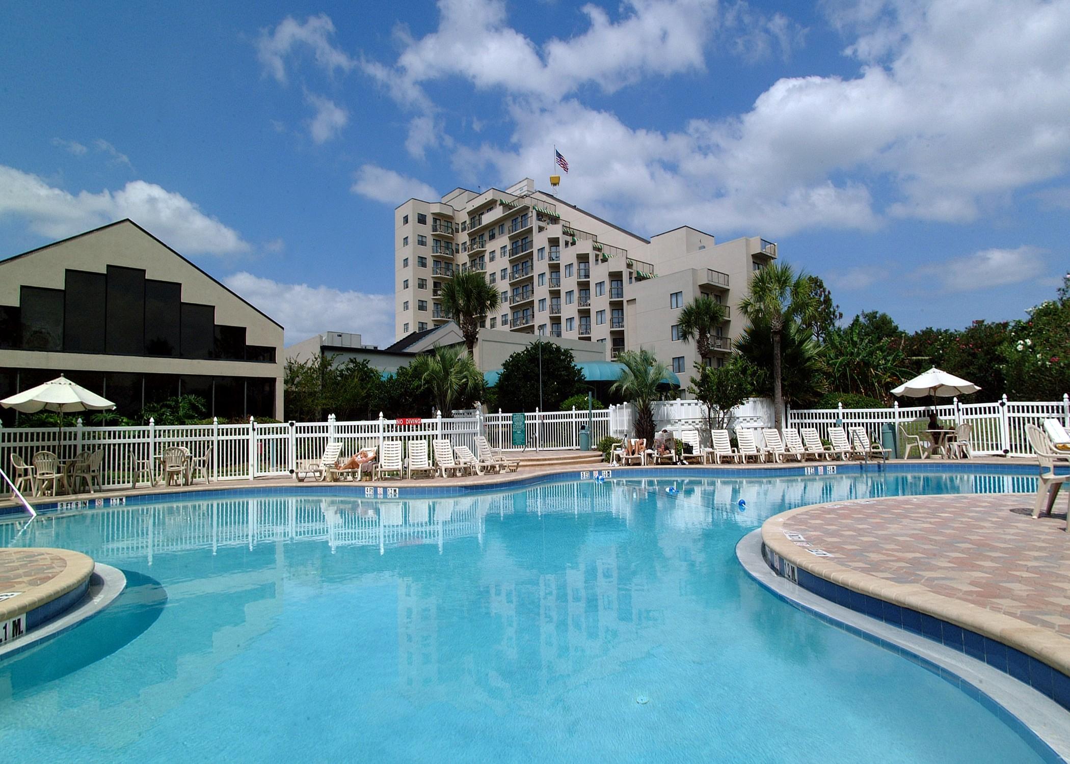Enclave Suites, A Staysky & Near Universal Hotel 3*