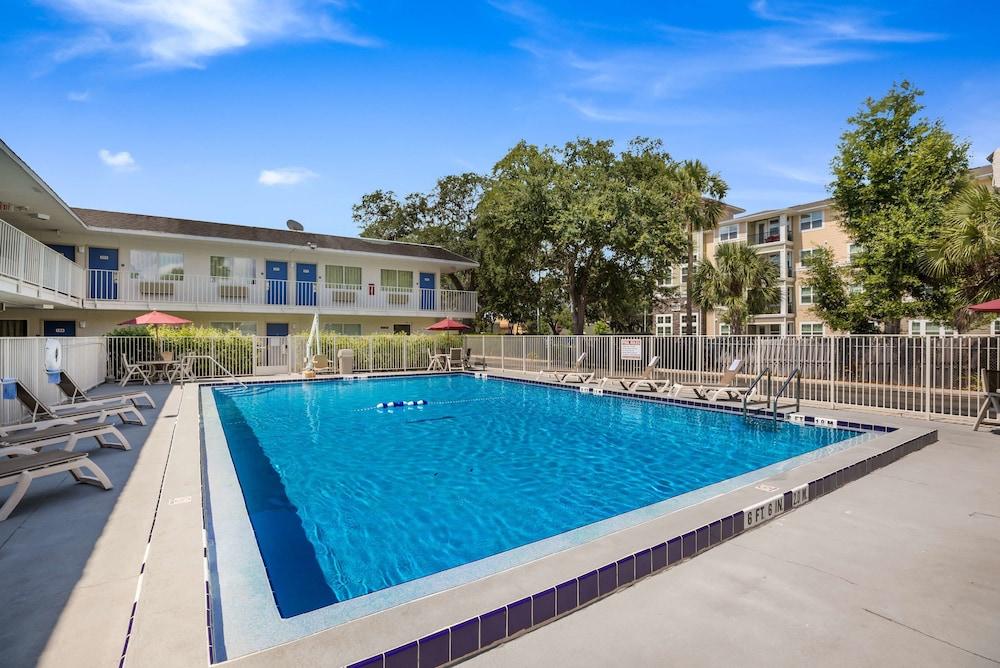 6-kissimmee, Fl - Orlando Hotel Celebration