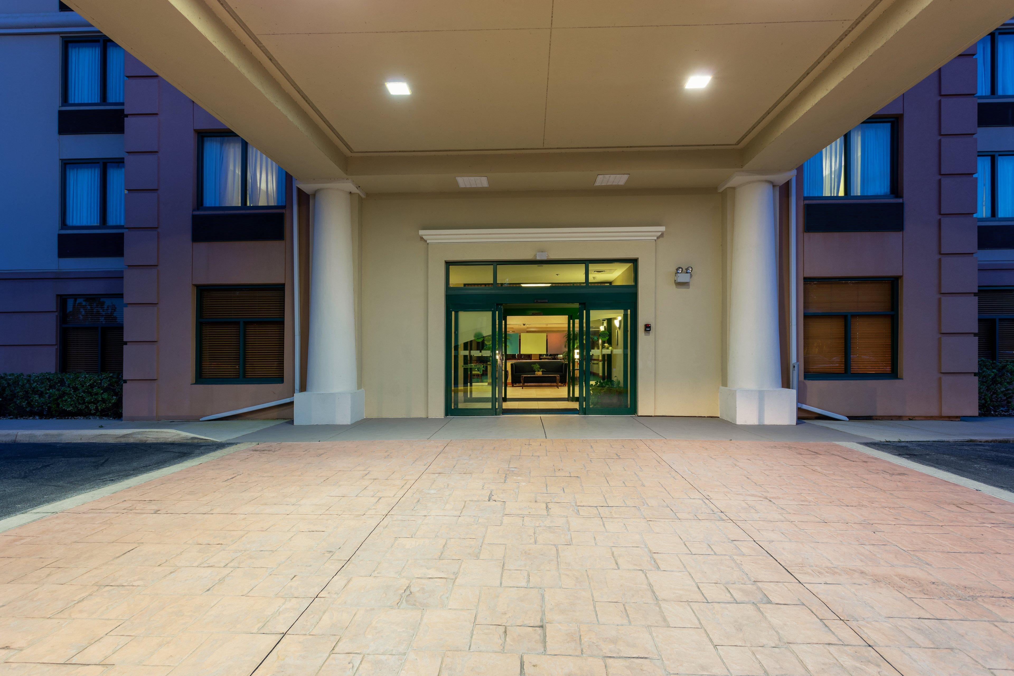 Hotel Express & East-lakewood Ranch By Ihg 2*