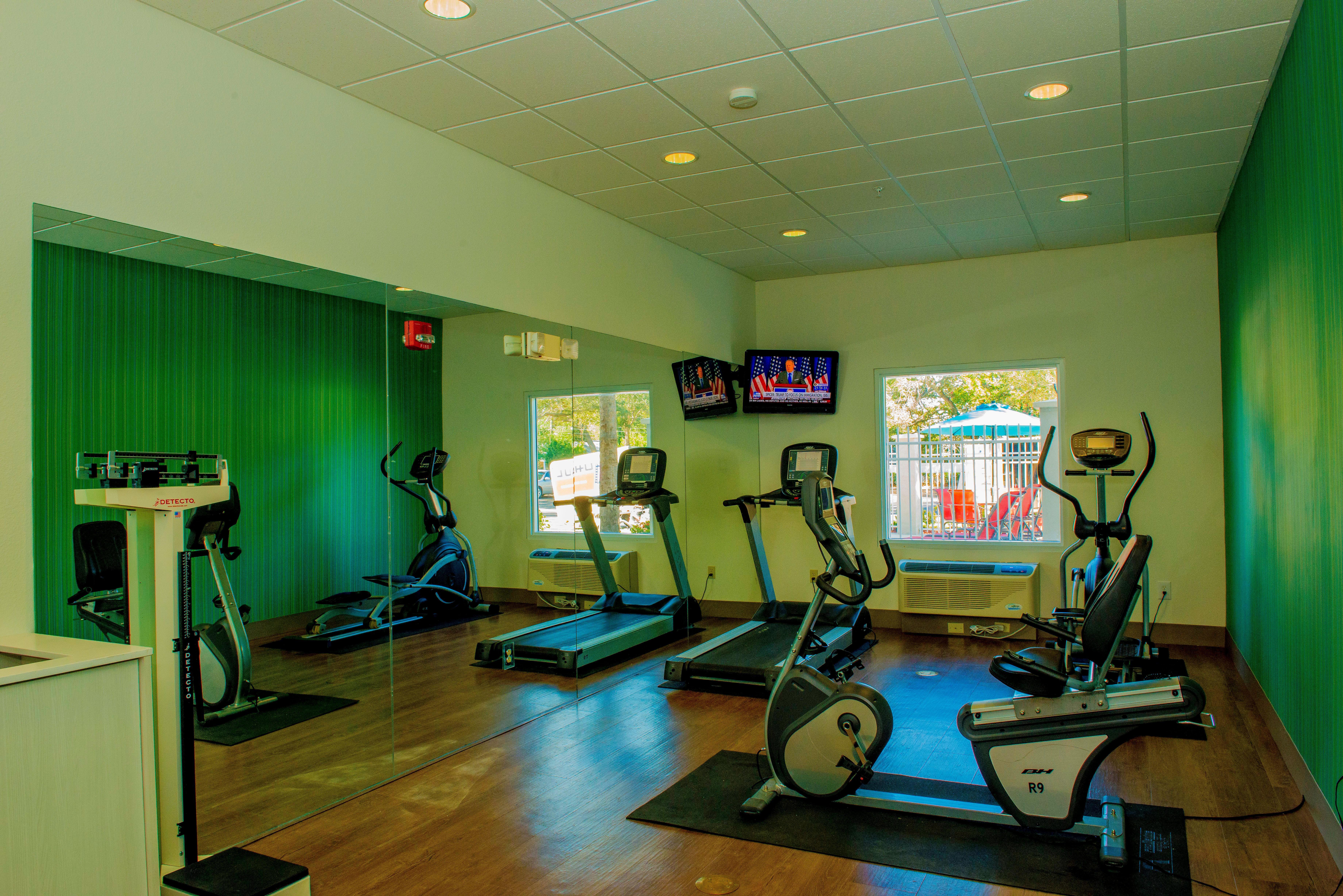Hotel Express North / I-275 By Ihg St. Petersburg
