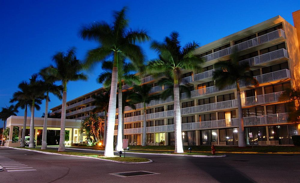 The Godfrey & Hotel 3*