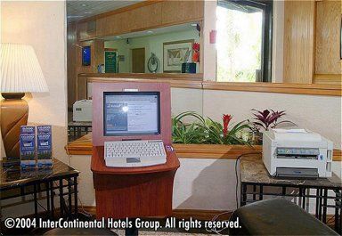 North Miami Gardens & (adults Only)