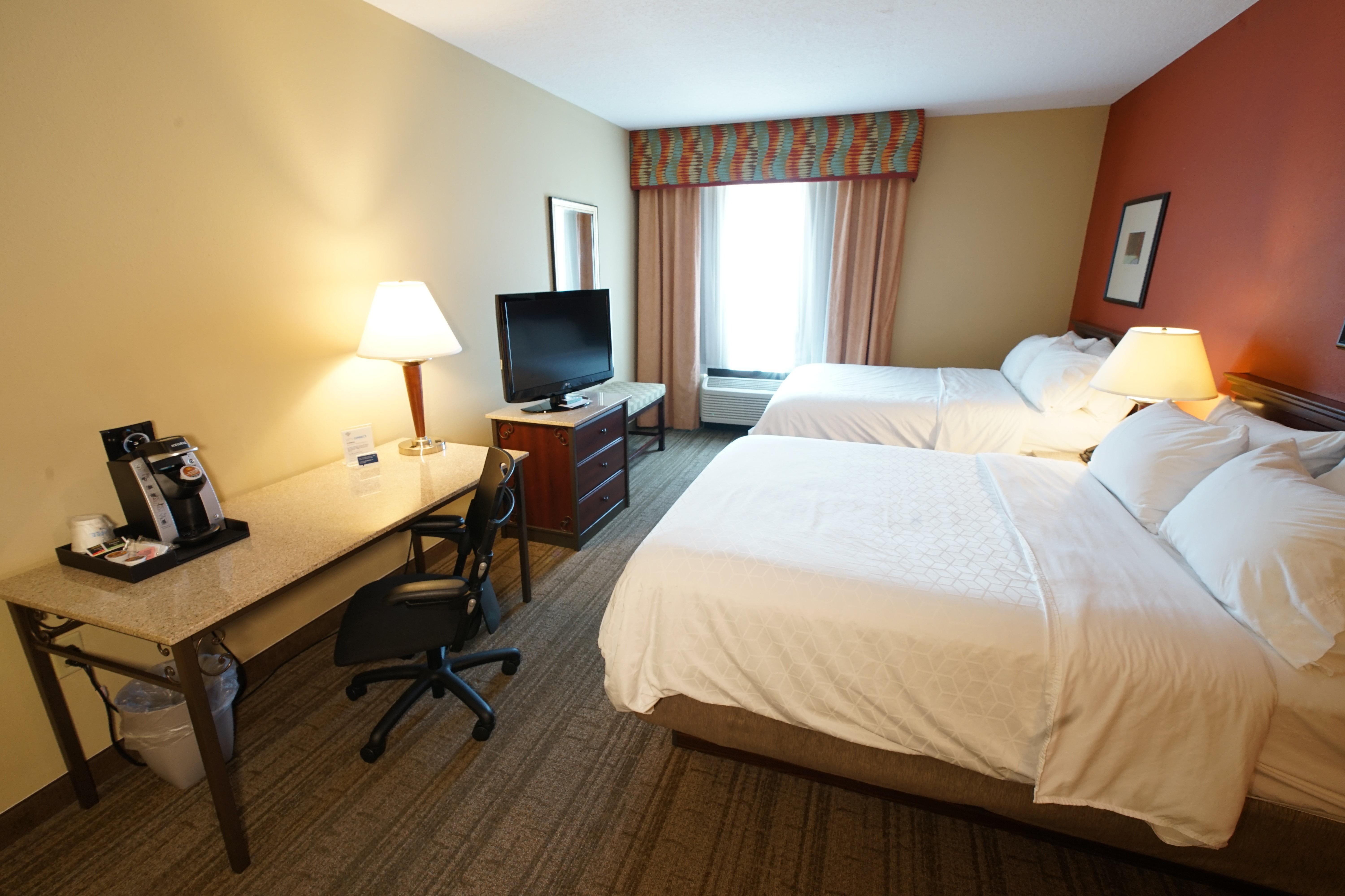 Express & Tampa-oldsmar By Ihg 2*