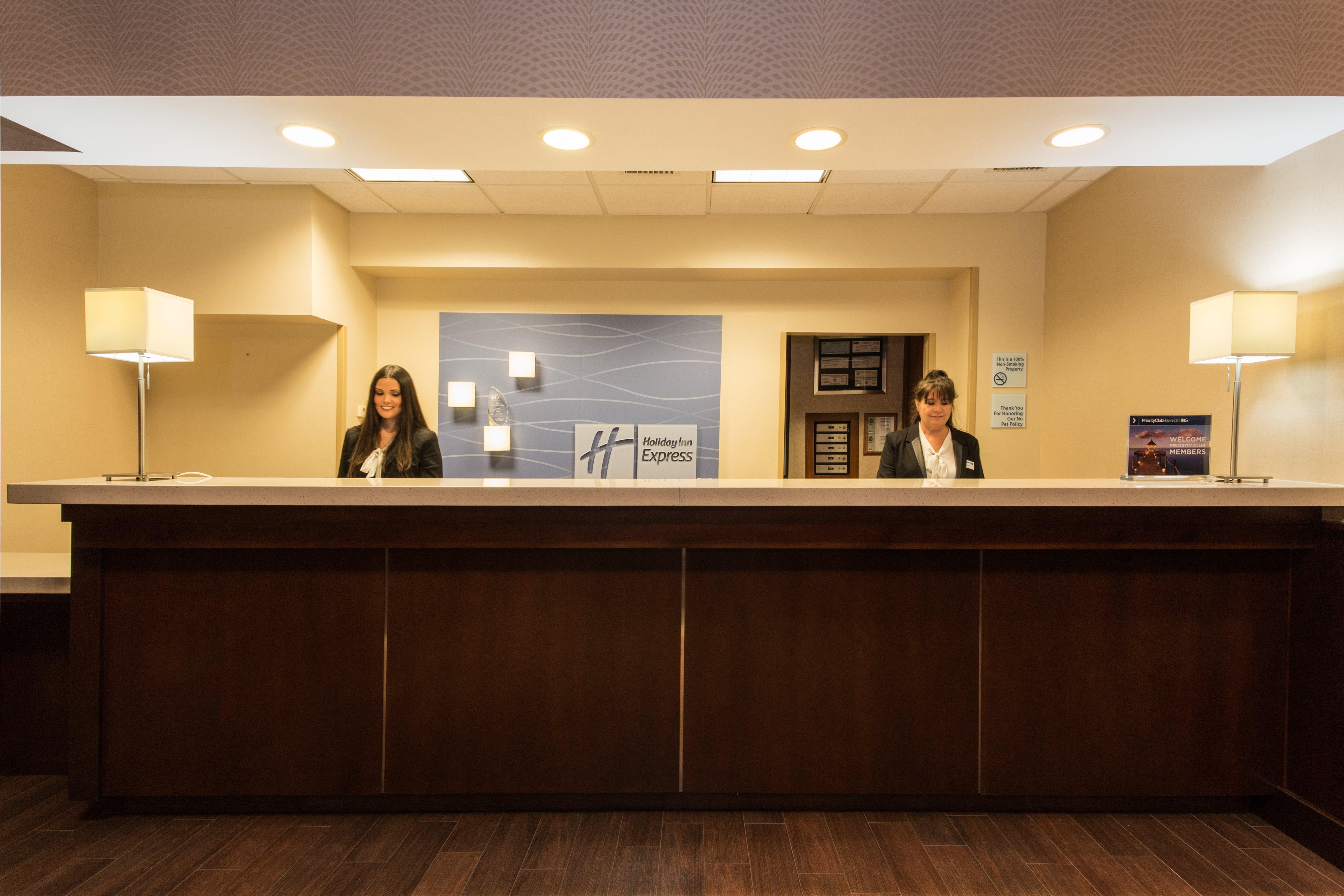 Express & Tampa-oldsmar By Ihg Oldsmar