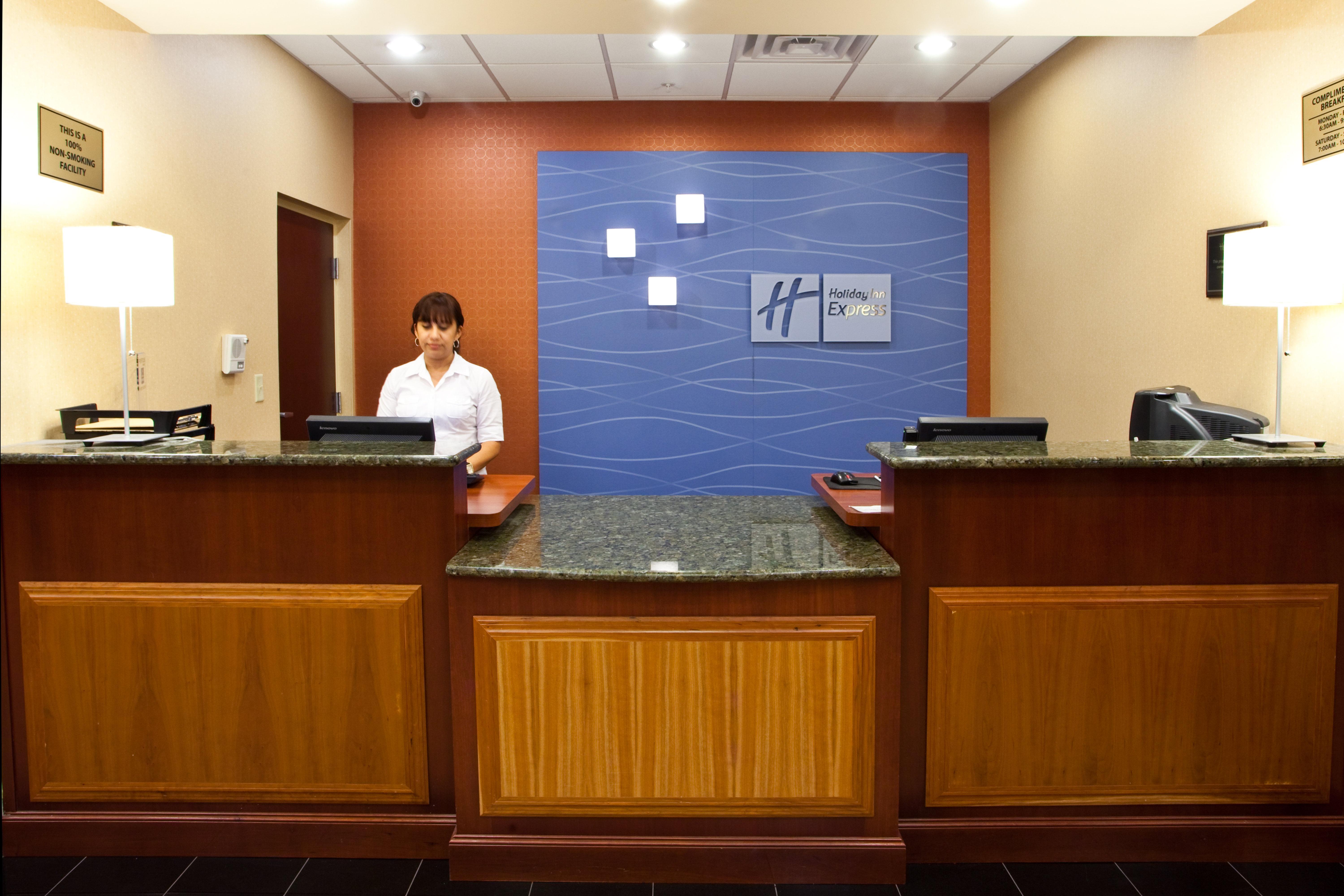 Hotel Express Stuart By Ihg