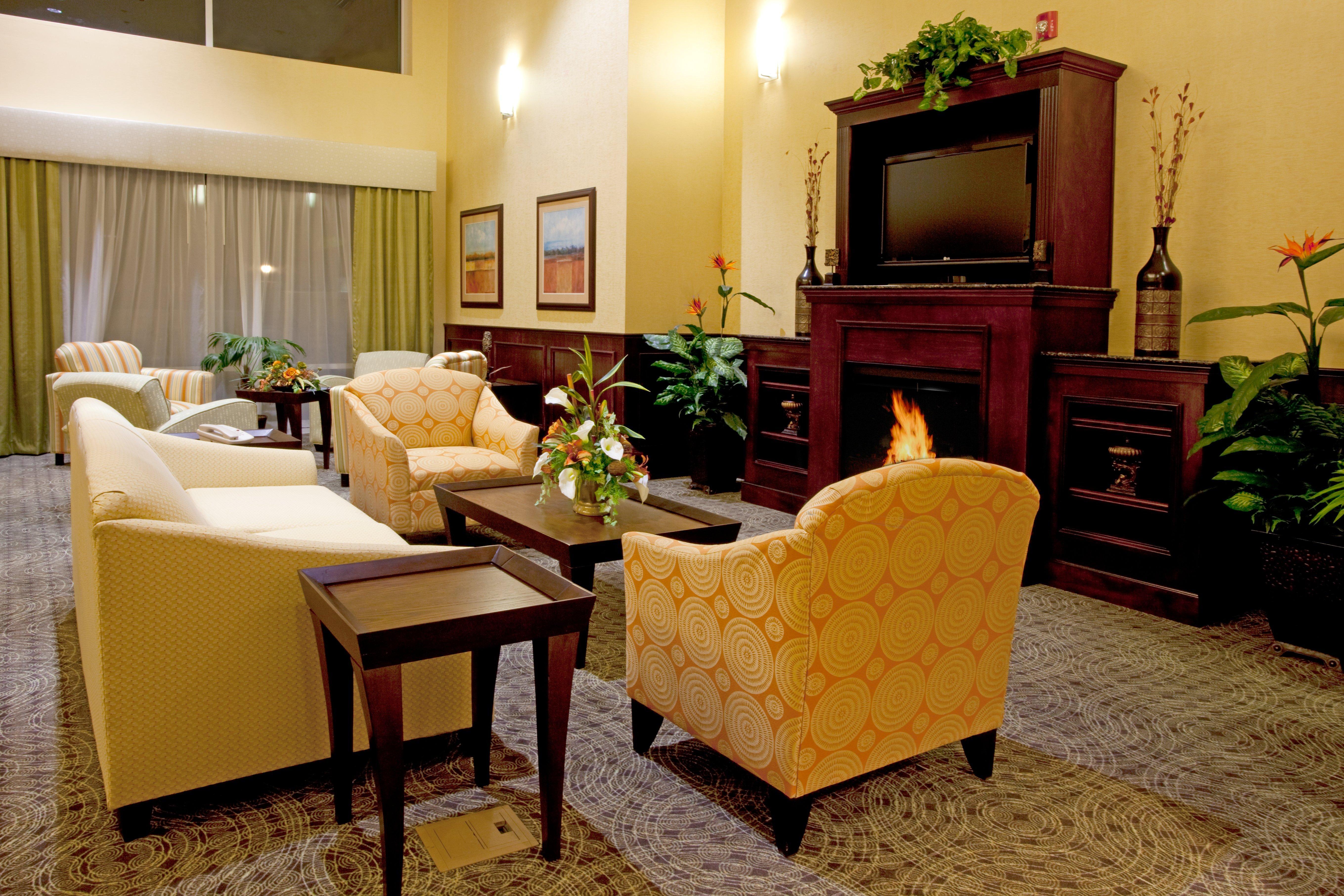 Hotel Express & Chaffee - West By Ihg