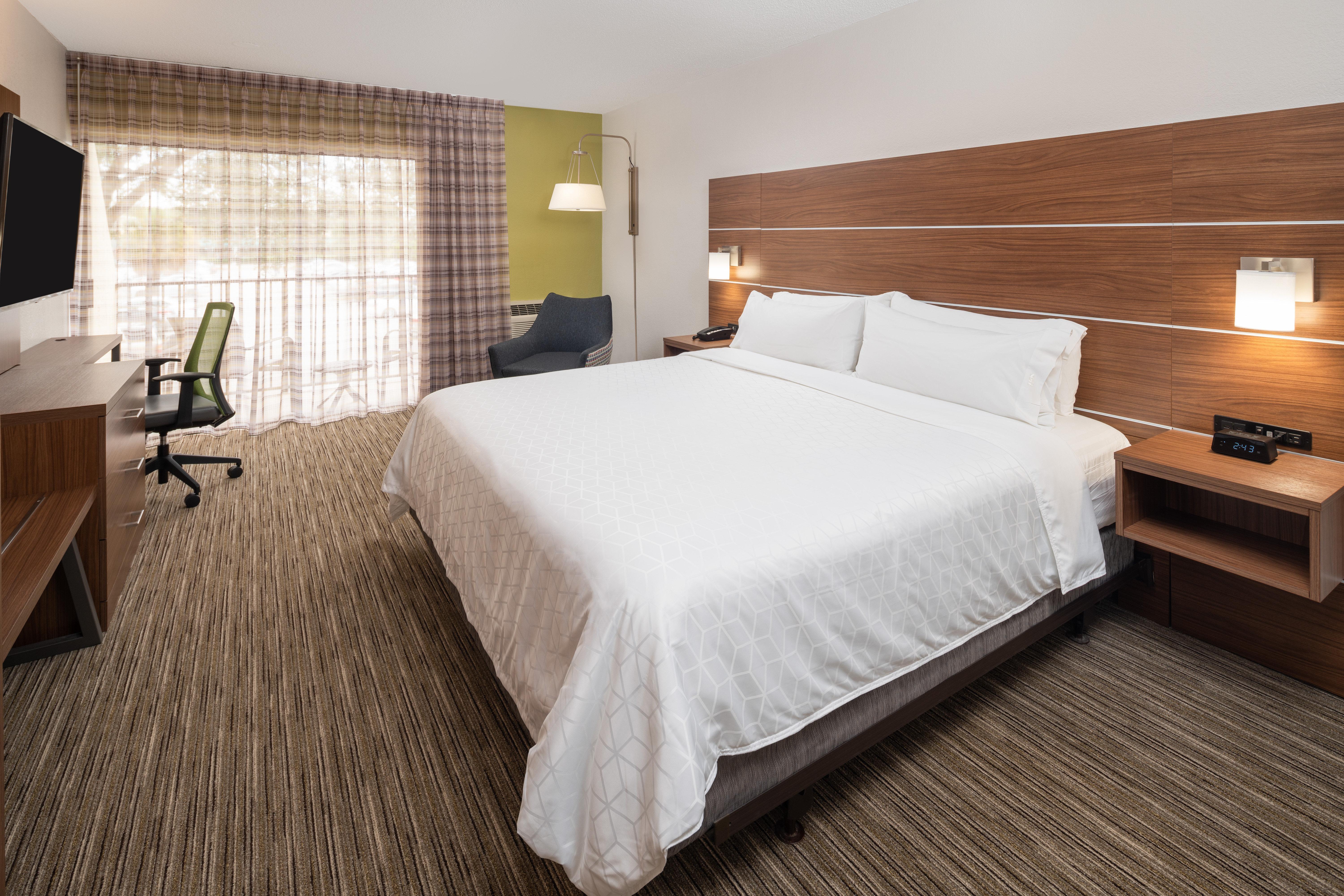 Hotel Express - West By Ihg