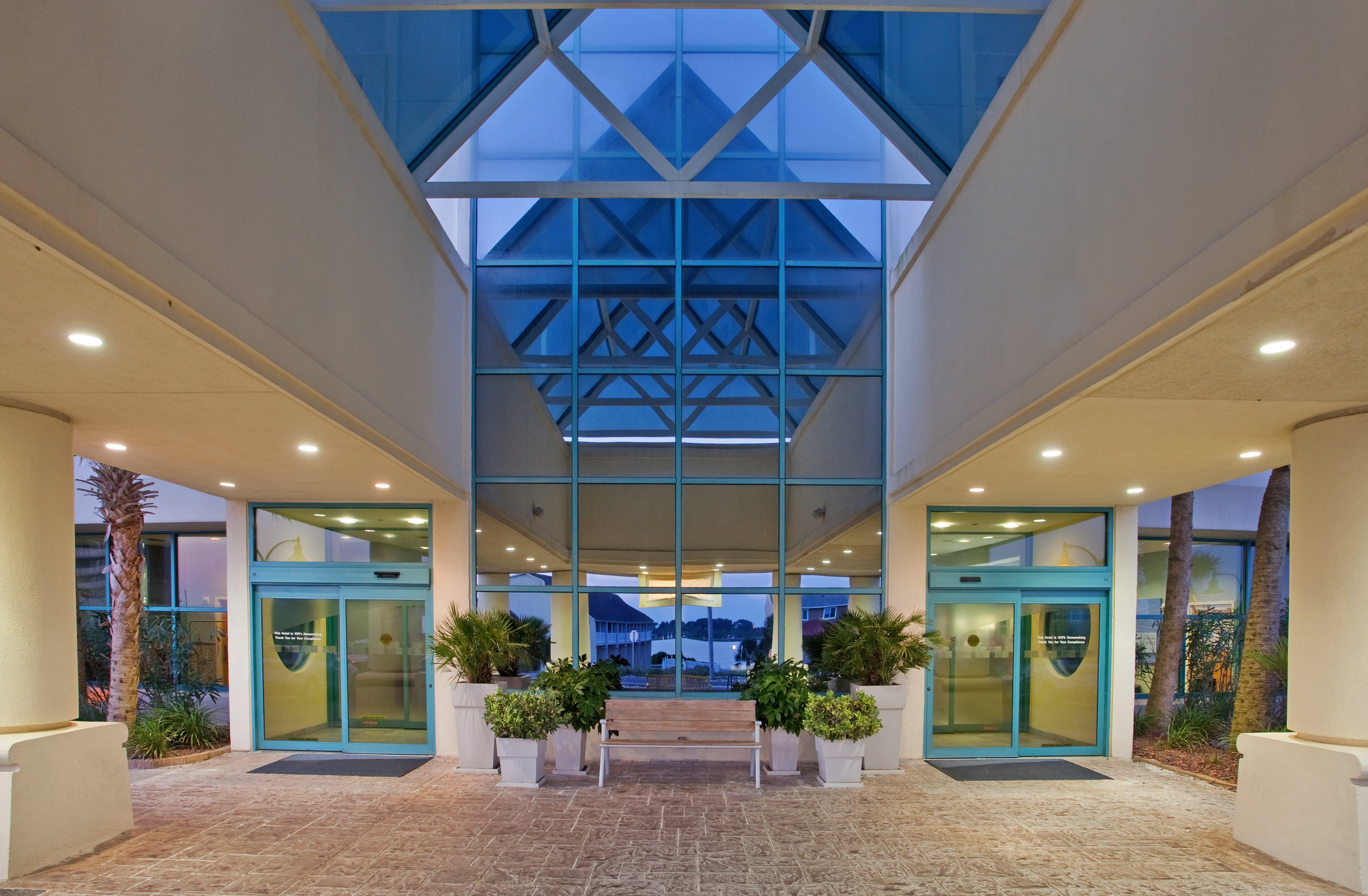 Express Pensacola By Ihg Resort