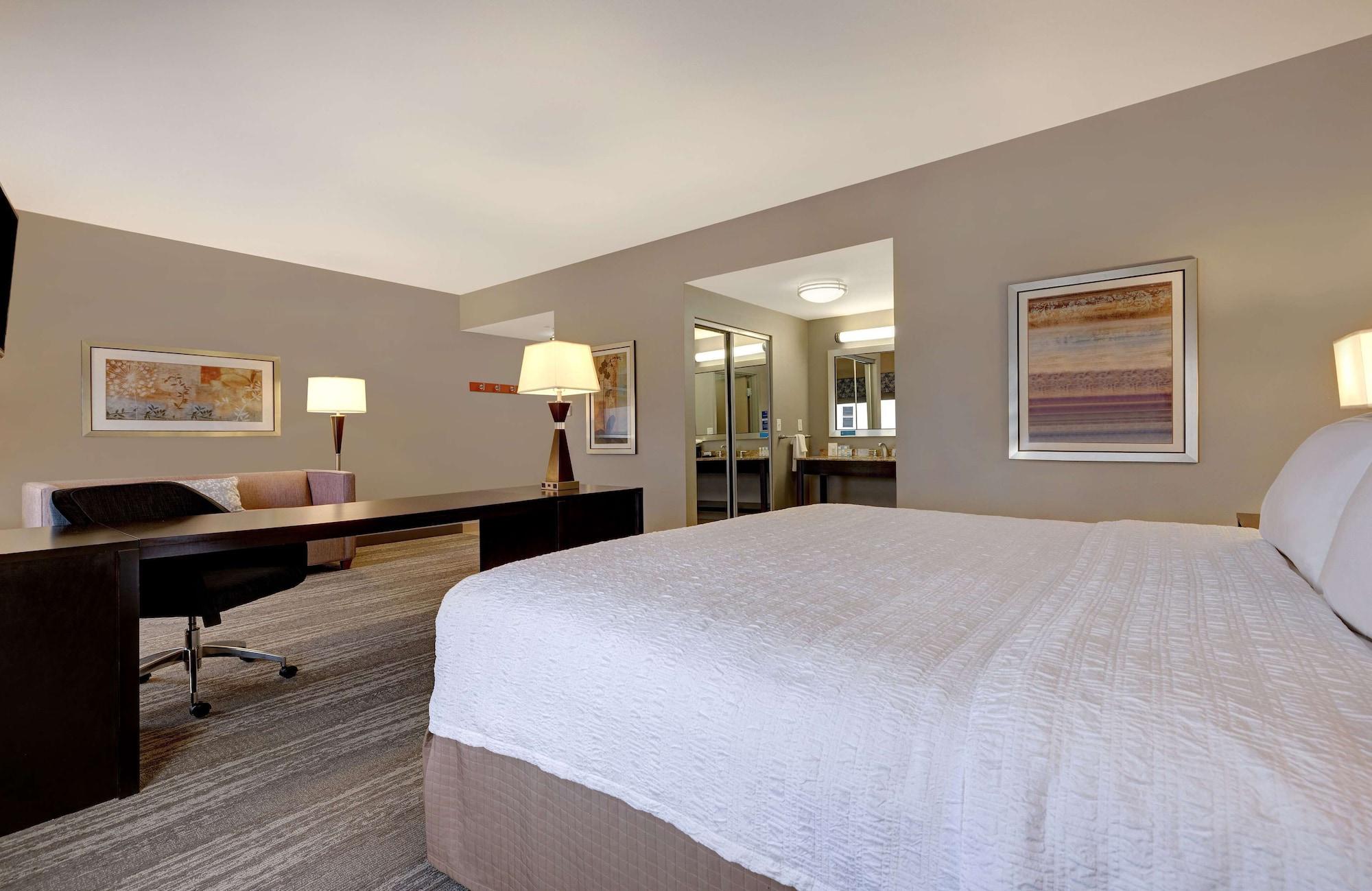 Hampton & Tampa Northwest/oldsmar Hotel