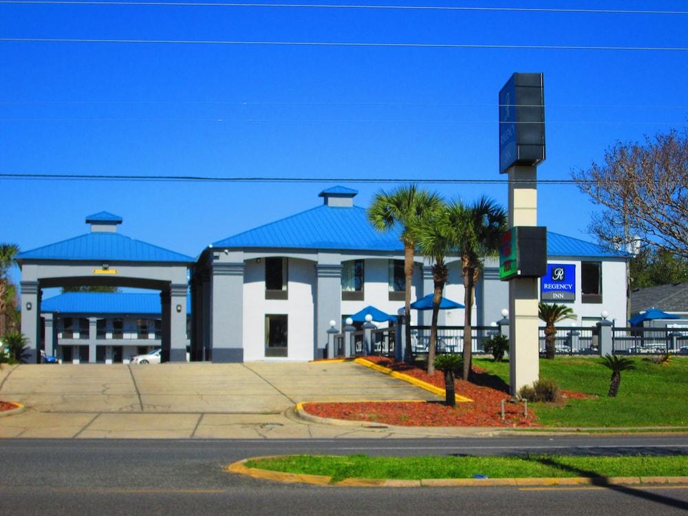 Regency Near Boardwalk & Hurlburt Field Motel