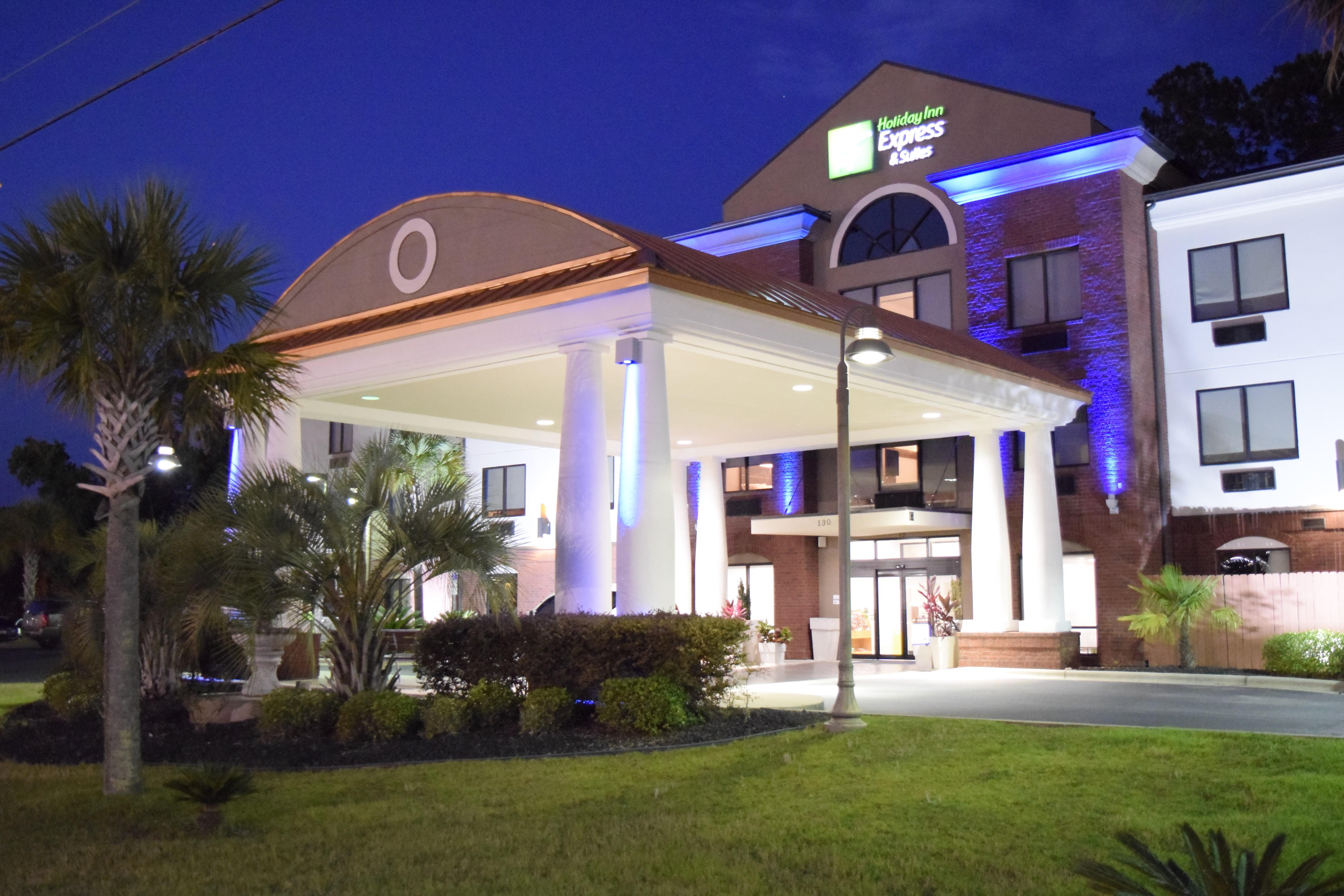 Express & Pensacola West I-10 By Ihg Hotel 2*