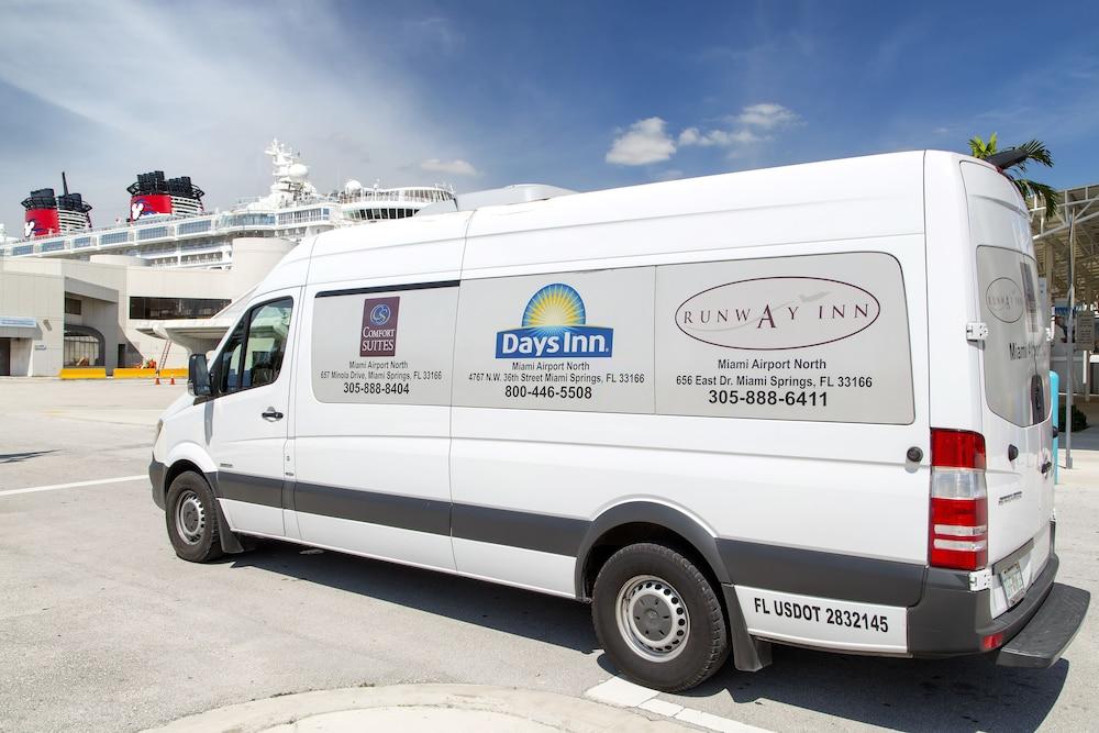 Days By Wyndham Miami Airport North Hotel 2*