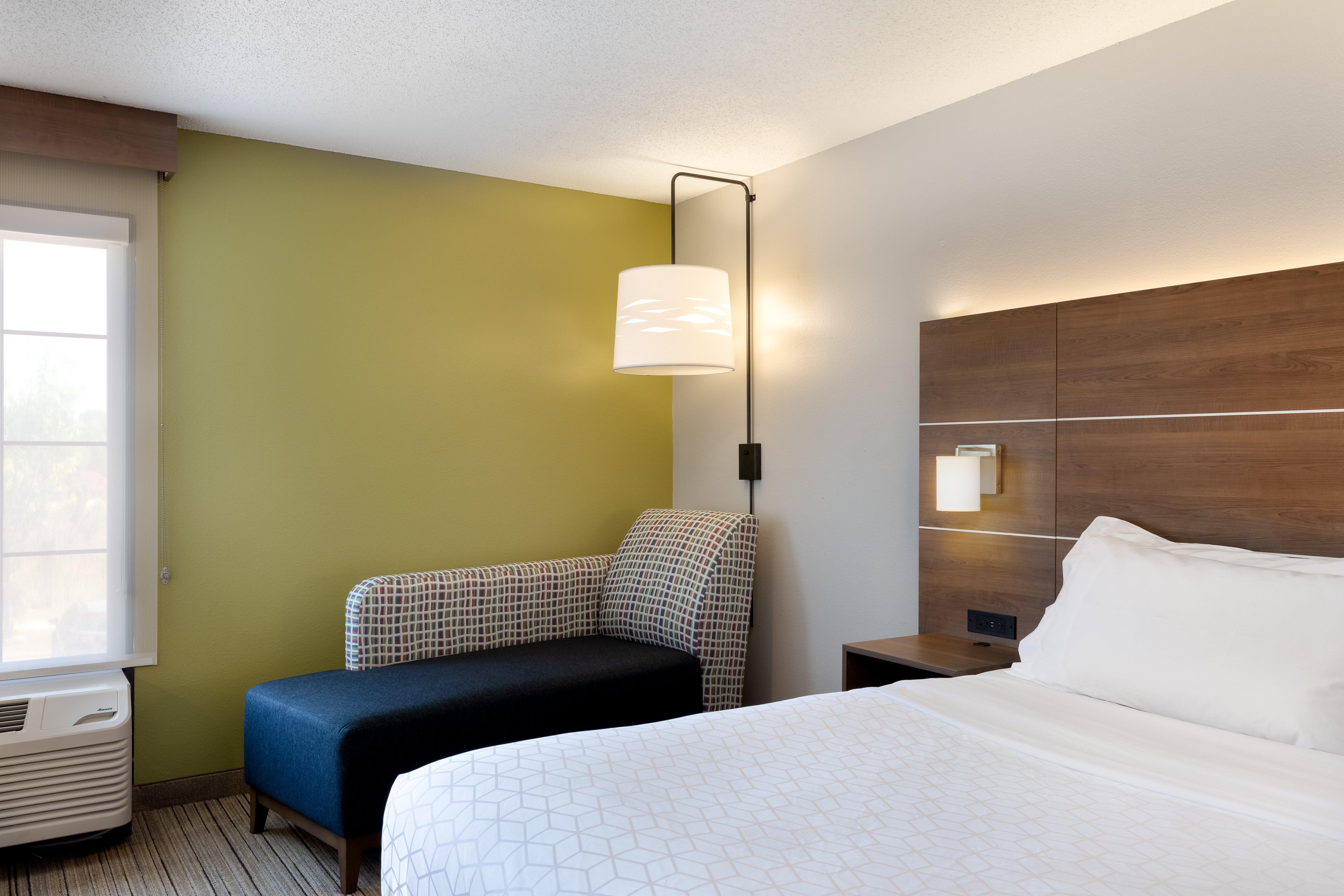 Express & East I-10 By Ihg Hotel 2*