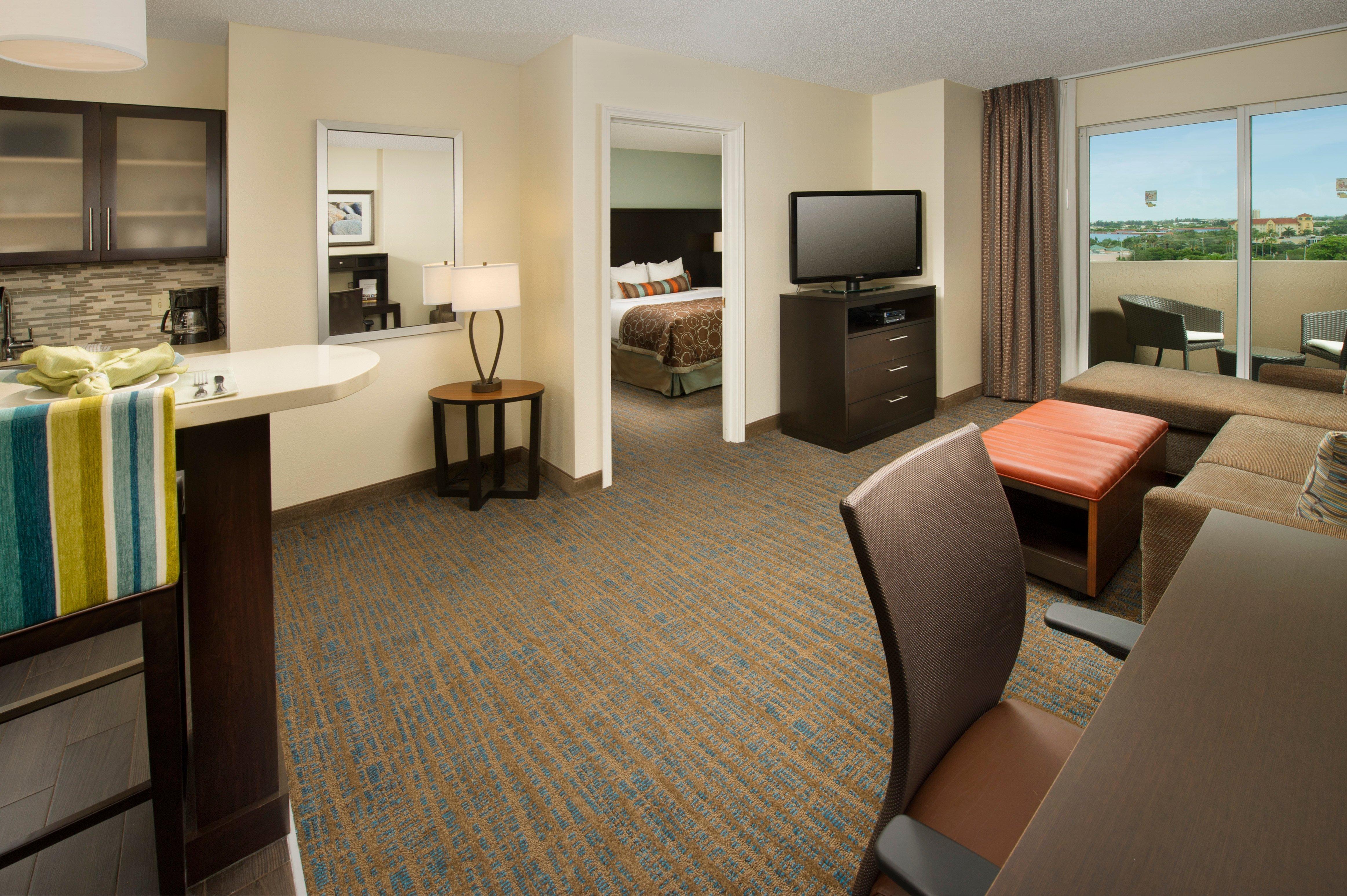Staybridge Miami Area By Ihg