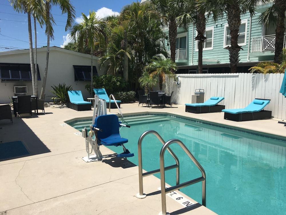 Motel Flamingo & Villas North Naples 2*