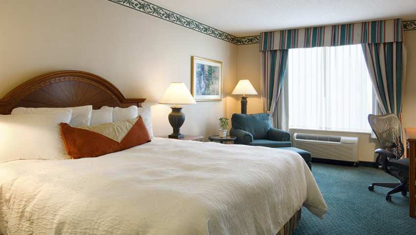 Hilton Garden East Brandon Hotel 3*
