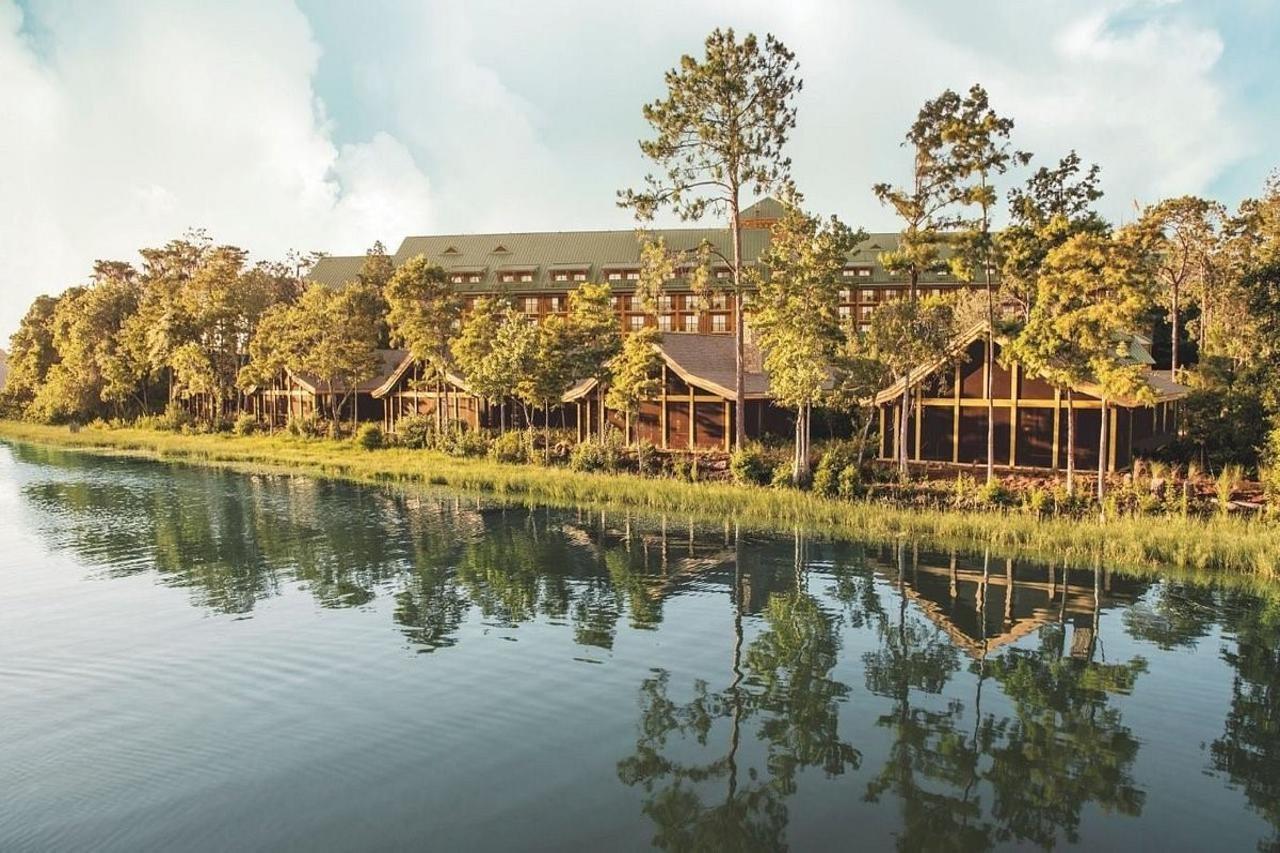 Copper Creek And At Disney's Wilderness