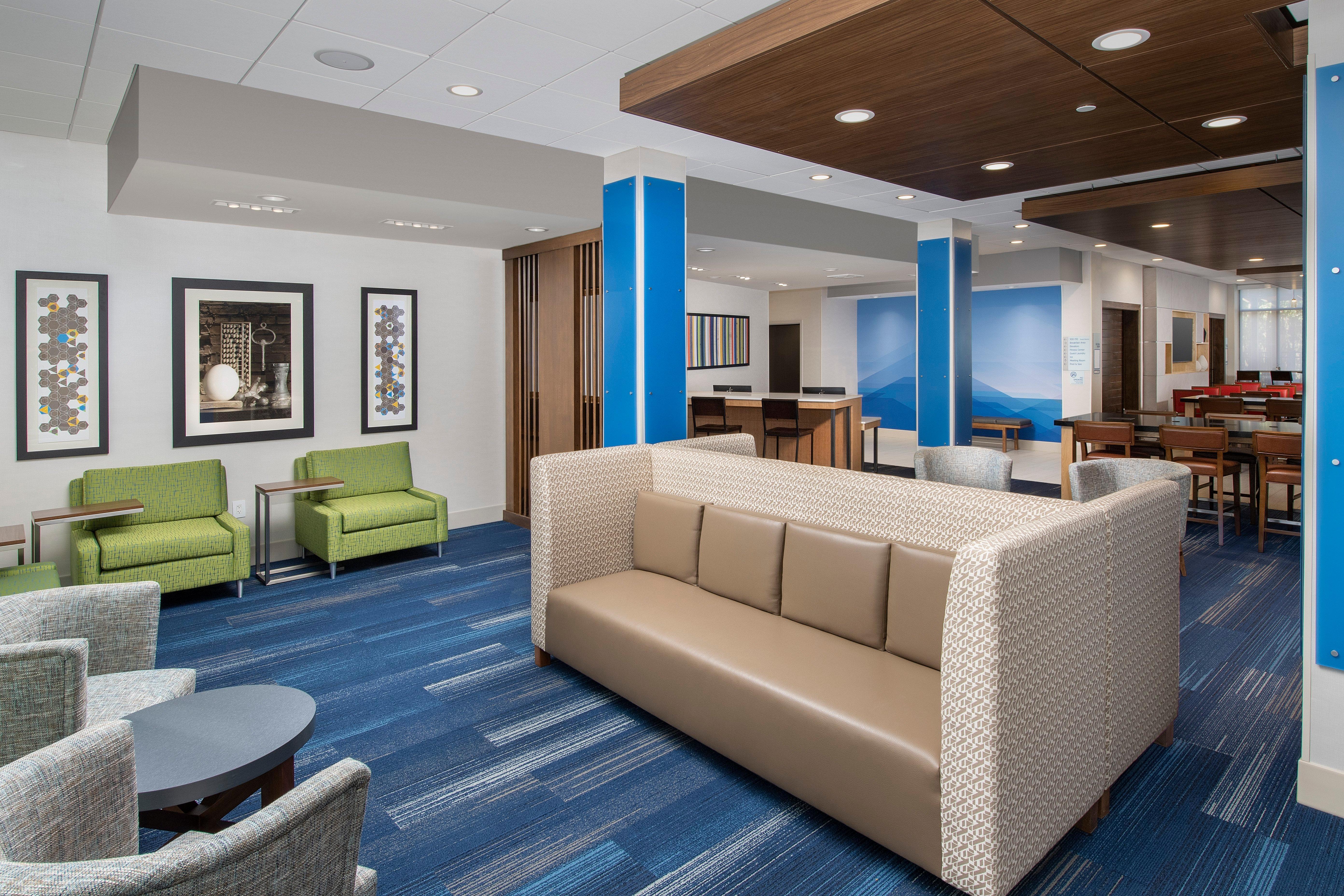 Express Downtown By Ihg Hotel 3*