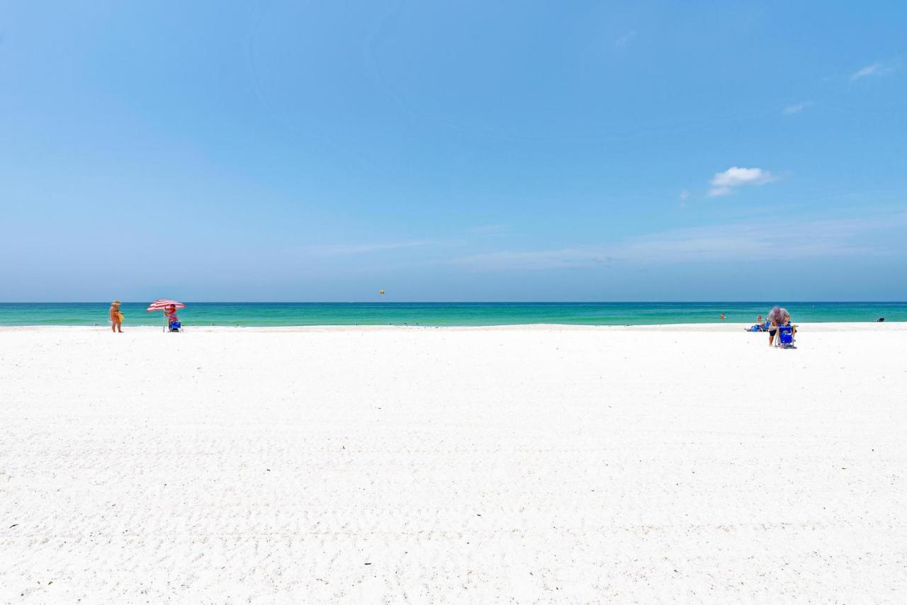 Anna Maria Island Runaway Tropical Dream-one Minute Walk To The Beach-heated Pool Bradenton Beach