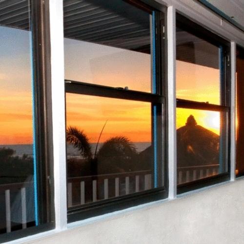Plaza - Beachfront 3*