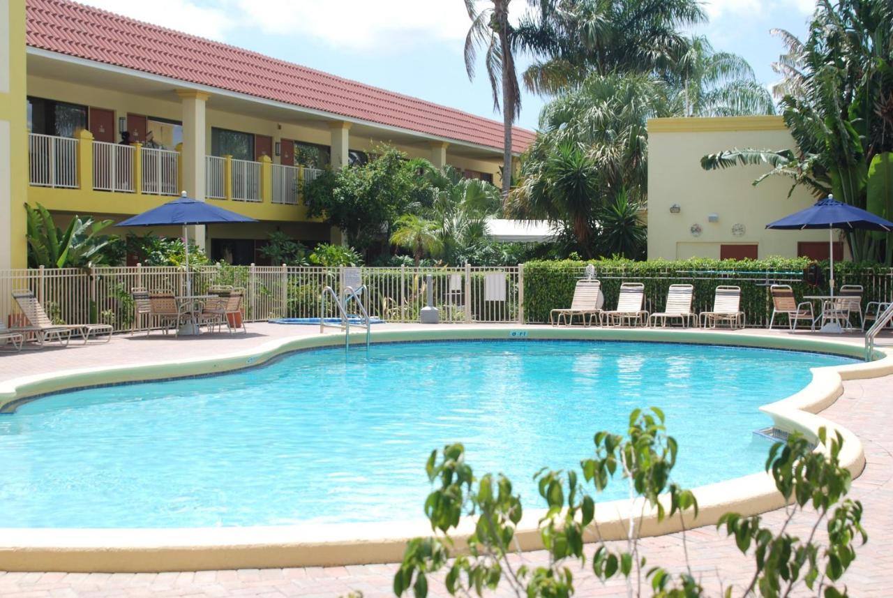 Hotel Oasis 3*