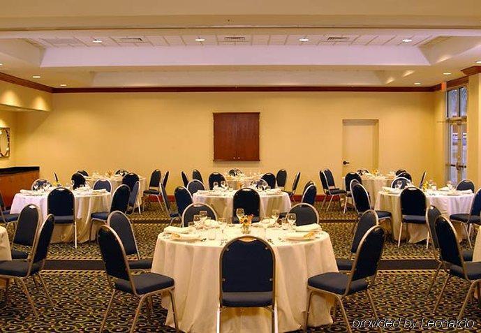 Hotel Springhill Airport 3*