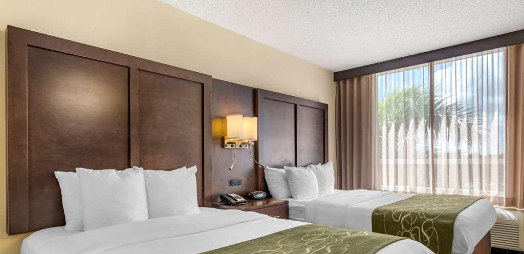 Hampton Lauderdale Hotel 3*