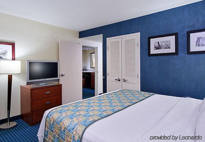 Courtyard Myers At I-75 And Gulf Coast Town Center