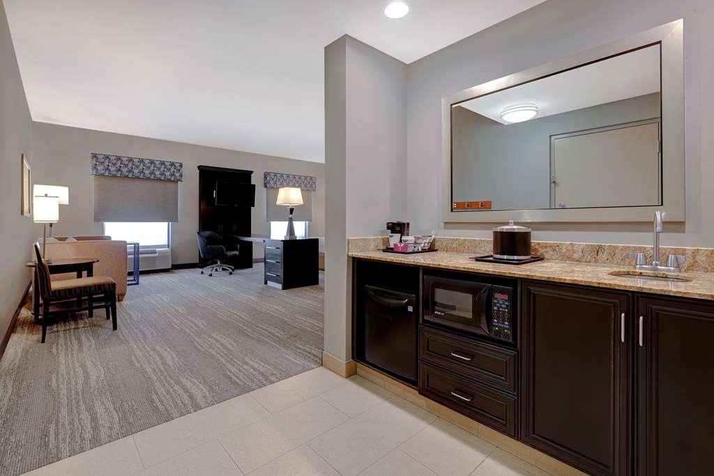 Hampton & Tampa Northwest/oldsmar Hotel