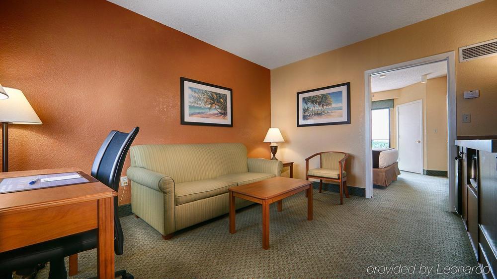 Western Deerfield & Hotel Deerfield Beach