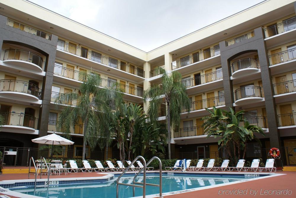 Western Deerfield & Hotel Deerfield Beach