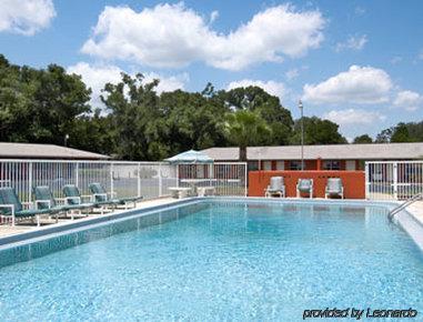 Motel Days By Wyndham Orange City/deland 2*
