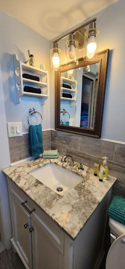 Aparthotel Turquoise Retreat~king Bed~daytona