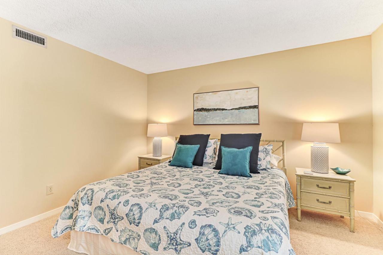 2112 Beach Wood * Amelia City