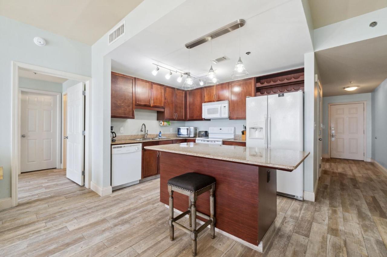 Laketown Wharf #1106 By Nautical Holiday home