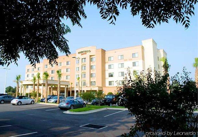 Courtyard By Marriott Downtown