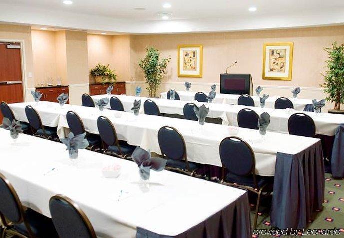 Hotel Courtyard By Marriott Downtown Pensacola