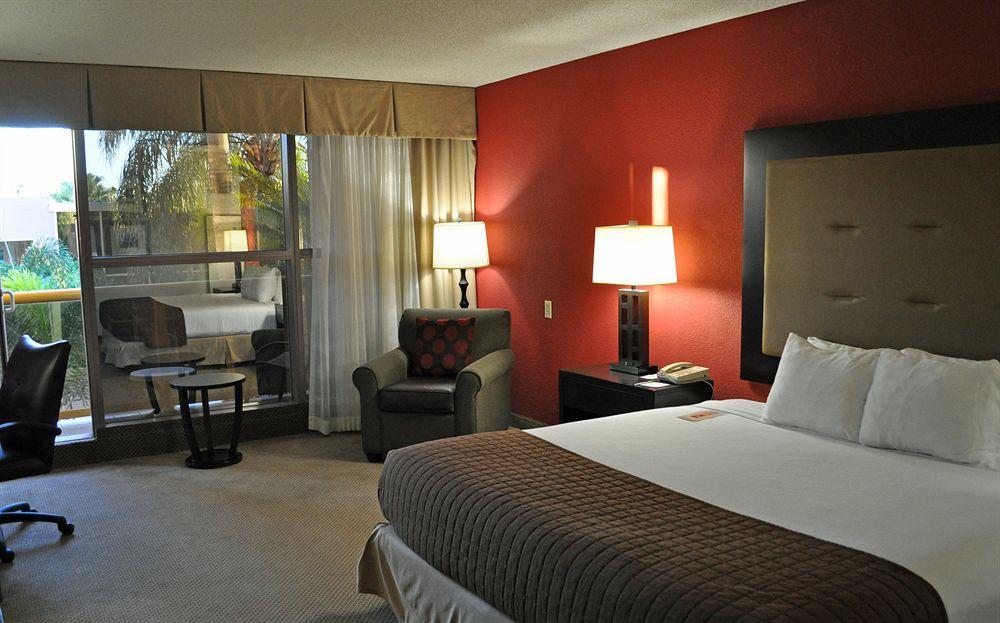 Hotel Sawgrass Grand And Sports Complex Sunrise