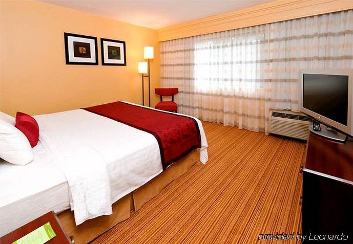 Courtyard By Marriott Hotel Pensacola