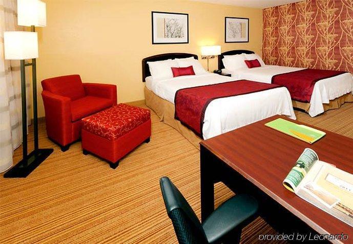 Hotel Courtyard By Marriott 3*