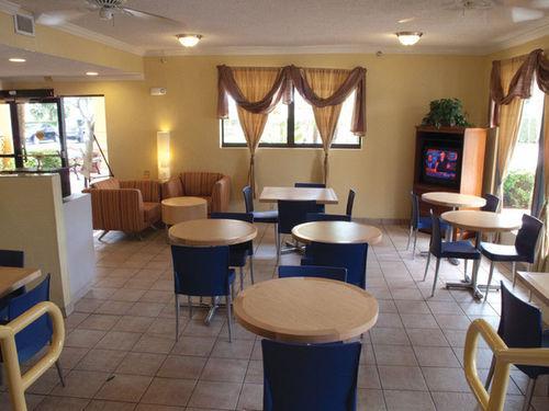 La Quinta By Wyndham West Palm - Florida Turnpike West Palm Beach