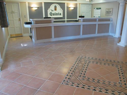 Hotel La Quinta Airport Stadium Westshore 3*