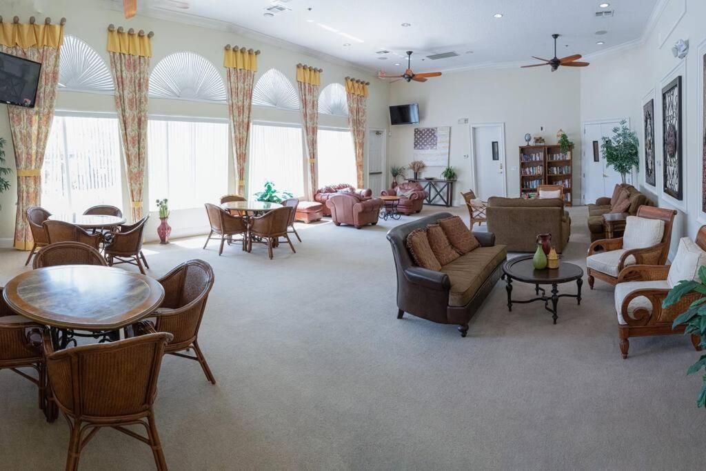 Ultimate Vacation Near Townhouse