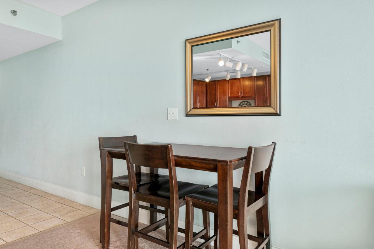 Apartment Laketown Wharf 1115 Panama City Beach
