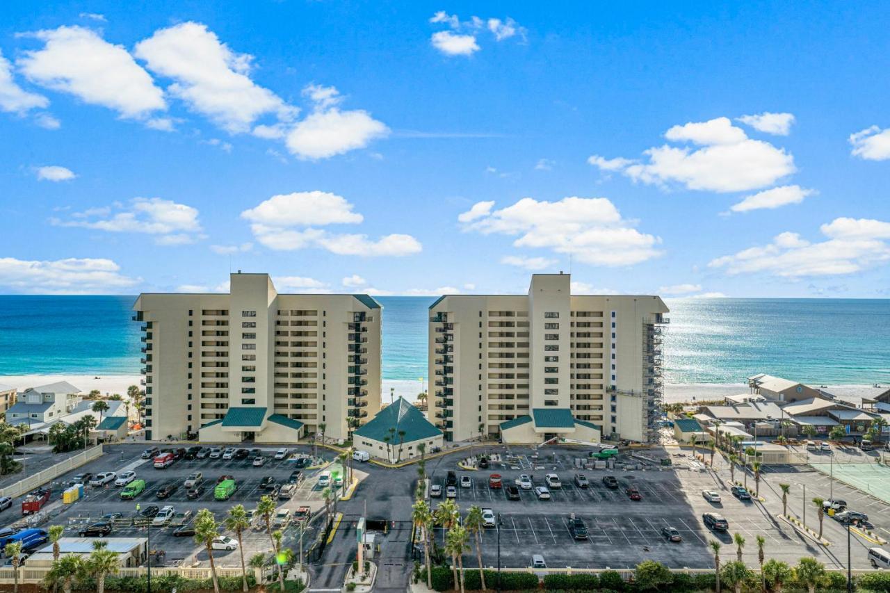 Apartment Laketown Wharf 1115