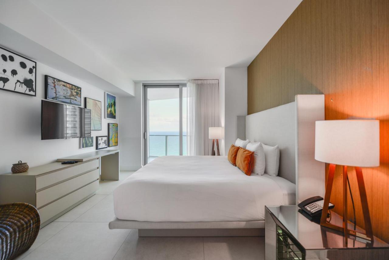 Beachside With A Mesmerizing Ocean View Apartment