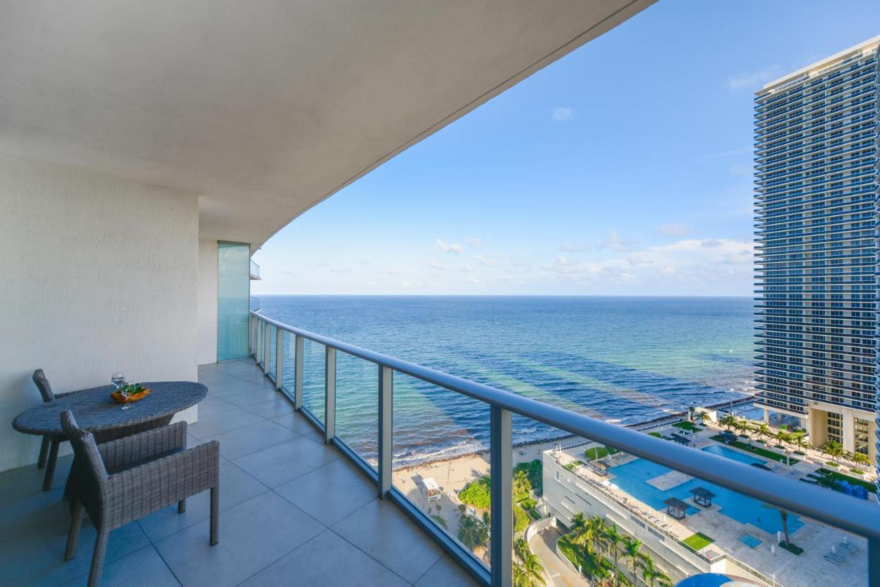 Apartment Beachside With A Mesmerizing Ocean View *