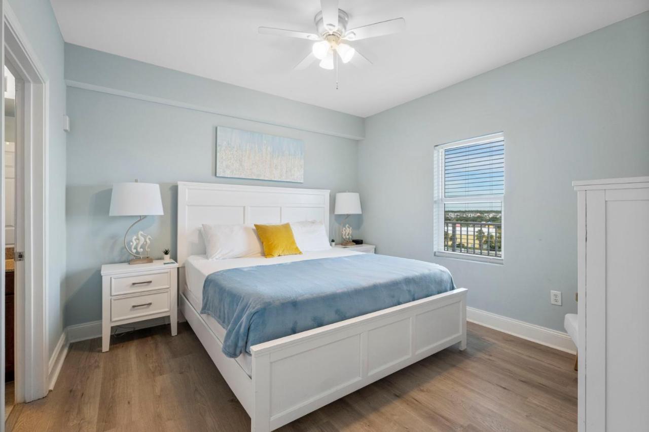 Laketown Wharf #512 By Nautical Holiday home Panama City Beach