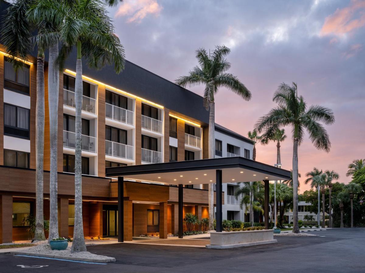Hotel Courtyard By Marriott - Naples