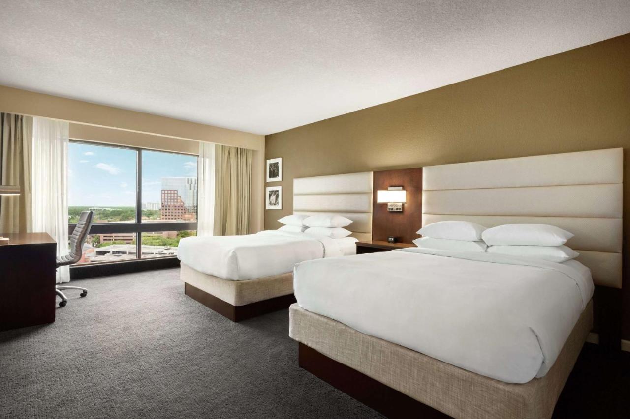 Doubletree By Hilton Downtown Hotel 4*